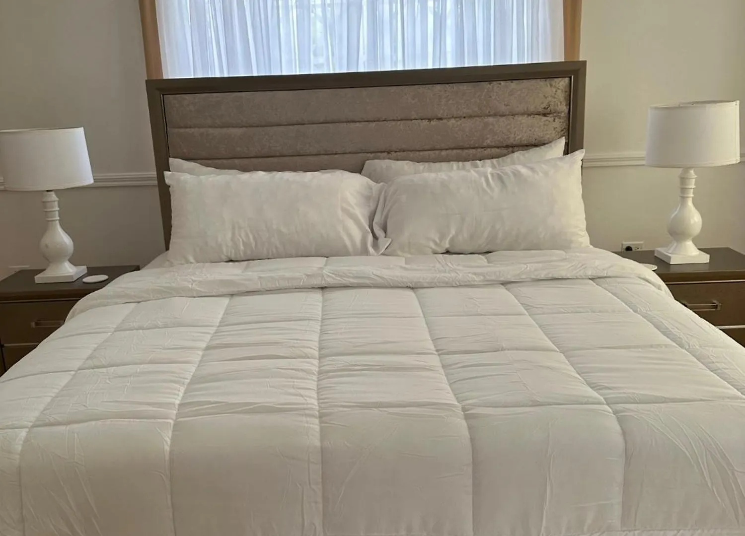 Eagles Nest Villa House Ac Tv Wifi Fan Luxury Modern Albion Lantställe